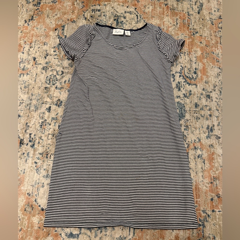 Striped Short Sleeve Mini Dress - Navy and White